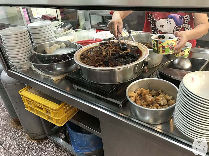 石精臼蚵仔煎|香菇飯湯の食材