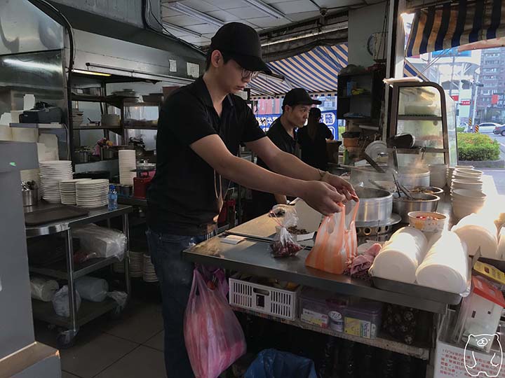億哥牛肉湯|店の外観