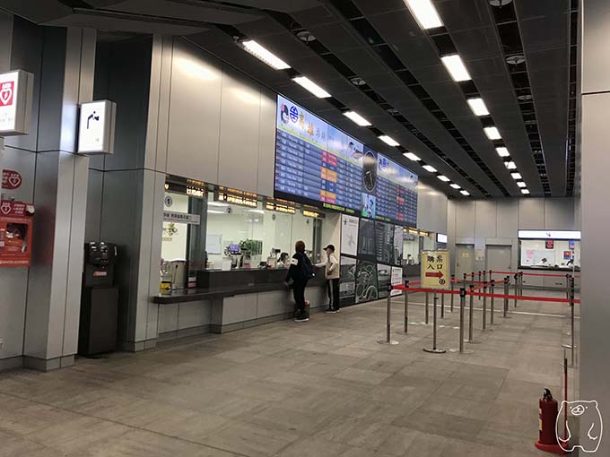 高雄から台南への行き方|有人のチケット売り場