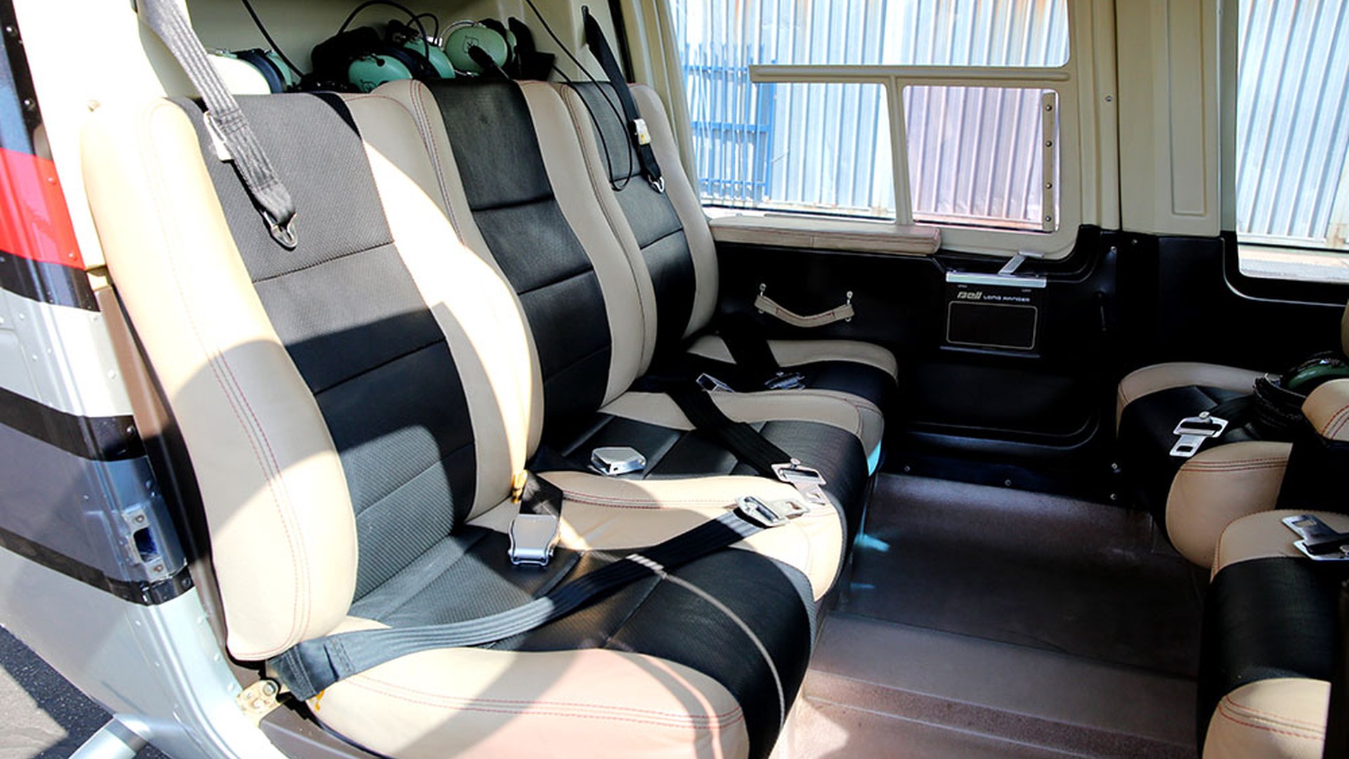 Bell 206L LongRanger ZS-RUX - Photo