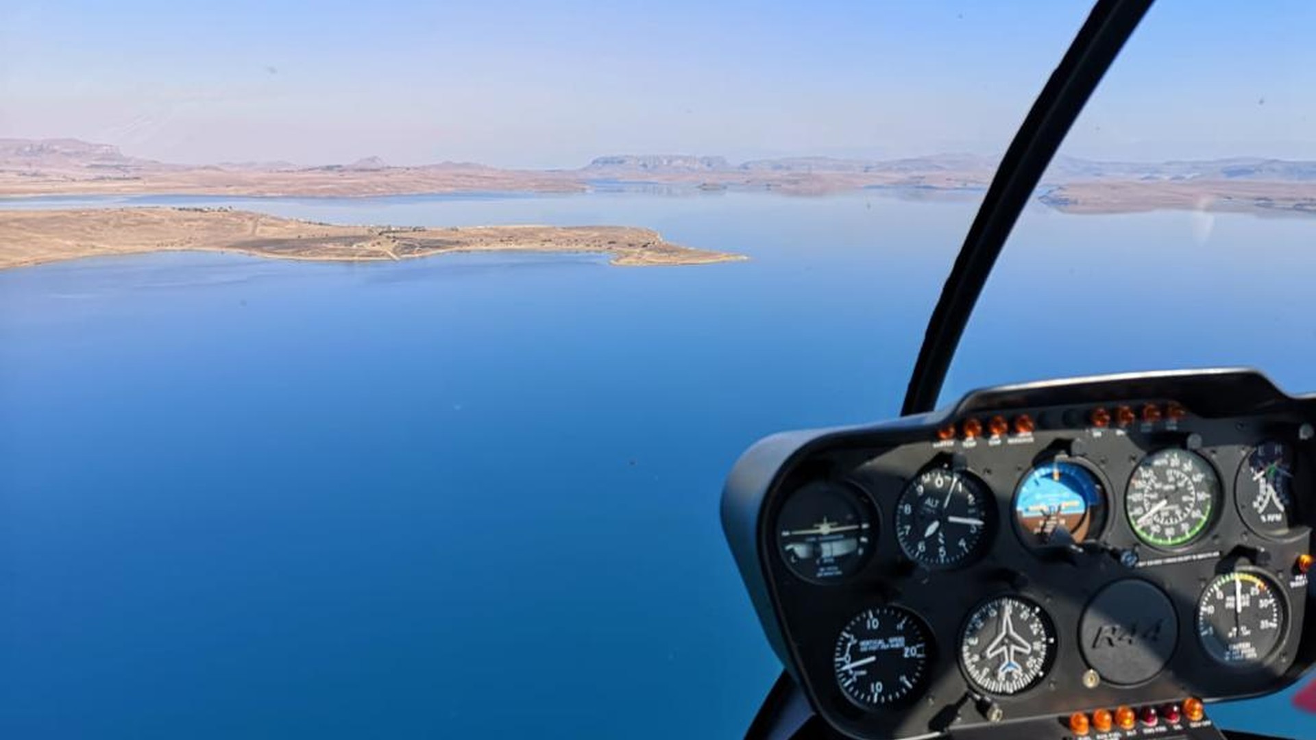 Robinson R44 Raven I - Photo
