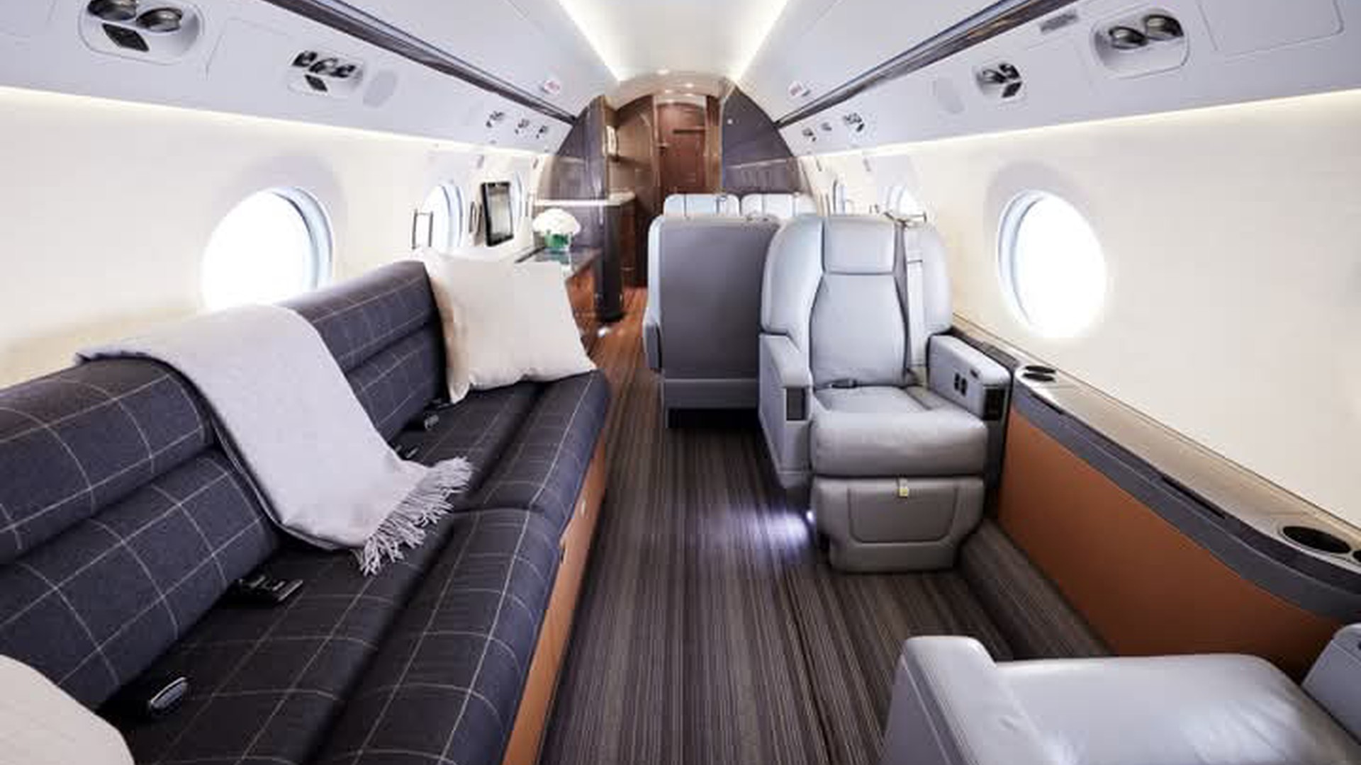 G450 - Photo