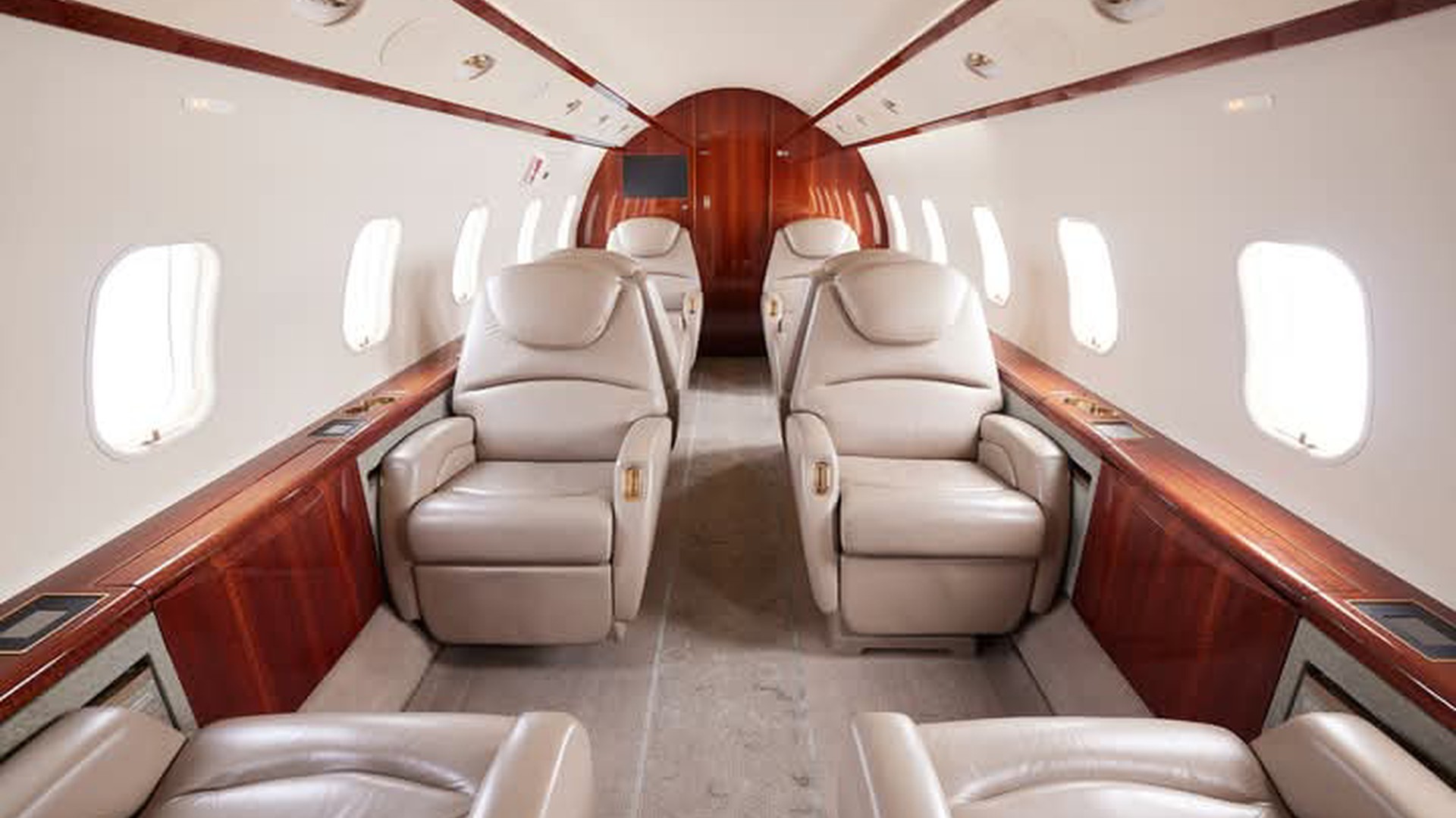 Challenger 300 - Photo