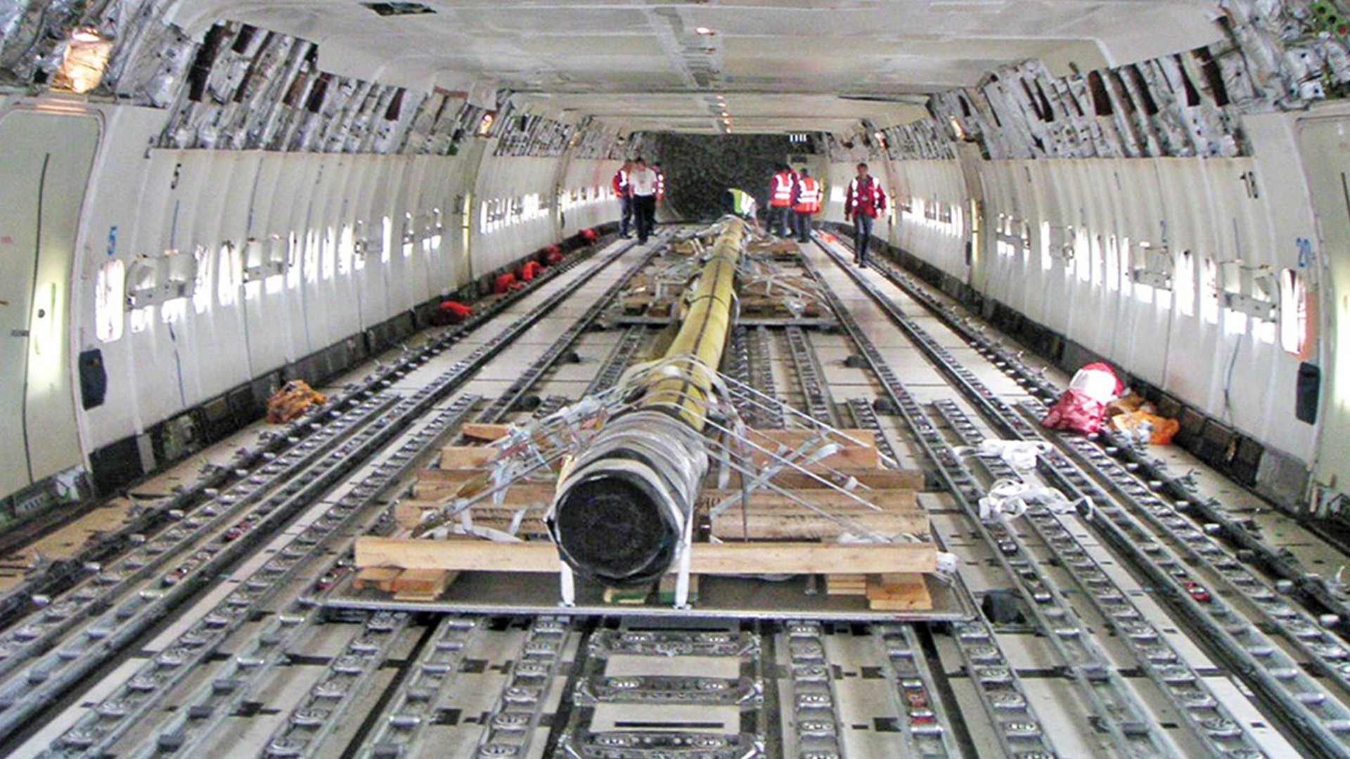 BOEING B747-200F - Photo