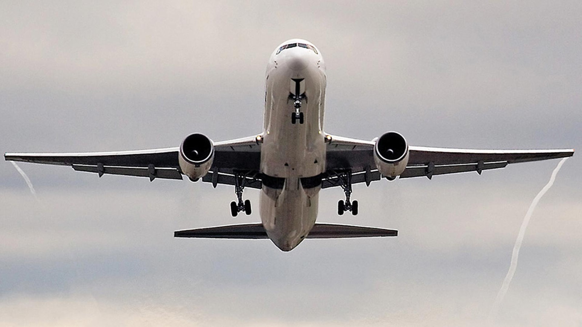 BOEING B767-300F - Photo