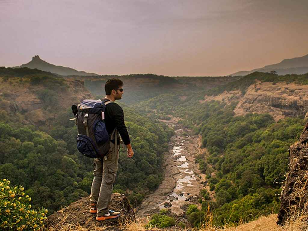 solo_travel https://res.cloudinary.com/duza9jnrs/images/w_640,h_640,c_scale/f_auto,q_auto/v1738235769/solo_travel/solo_travel.jpg?_i=AA