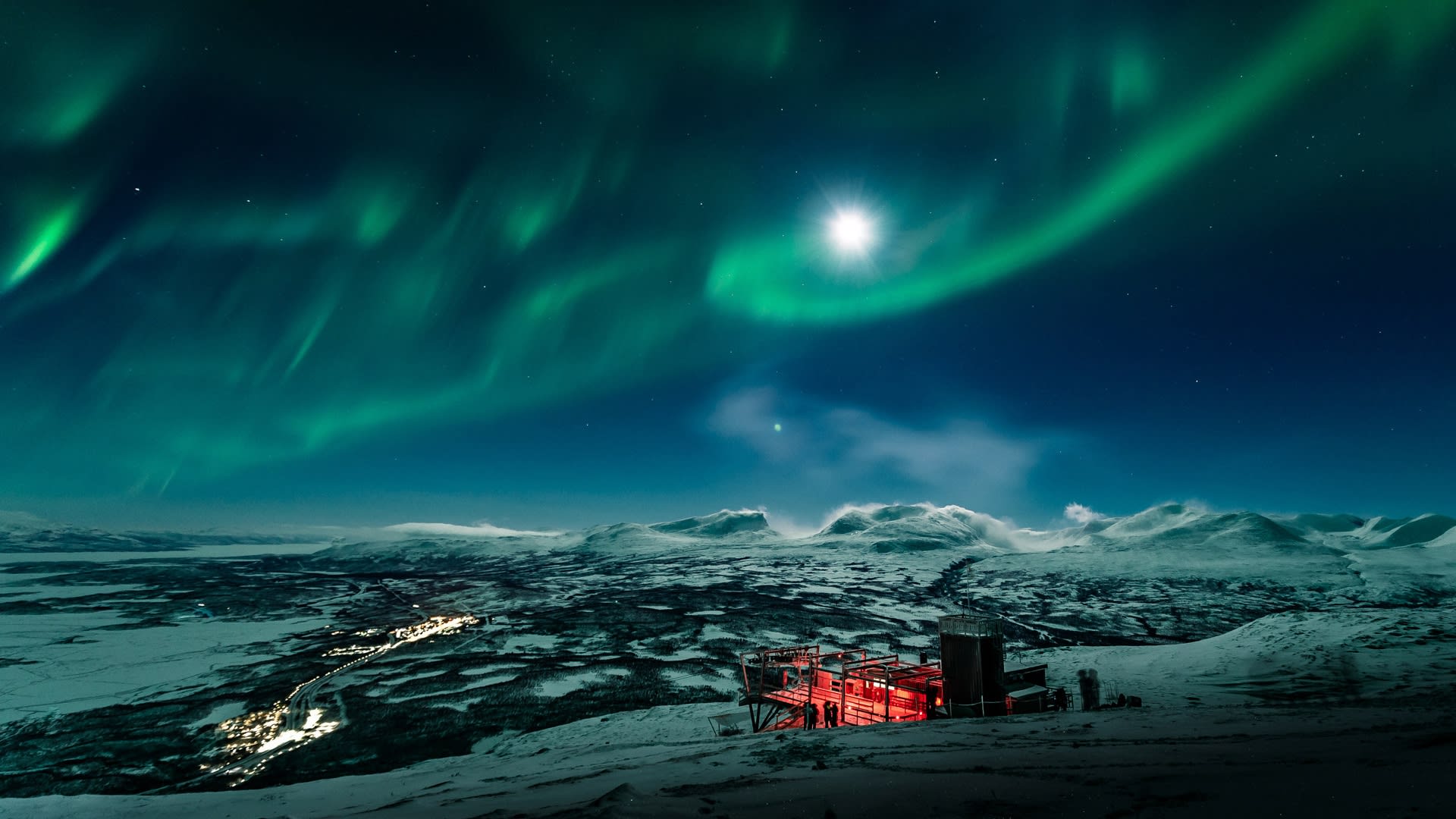 Abisko National Park https://res.cloudinary.com/duza9jnrs/images/w_640,h_480,c_scale/f_auto,q_auto/v1738236971/Abisko-National-Park/Abisko-National-Park.jpg?_i=AA