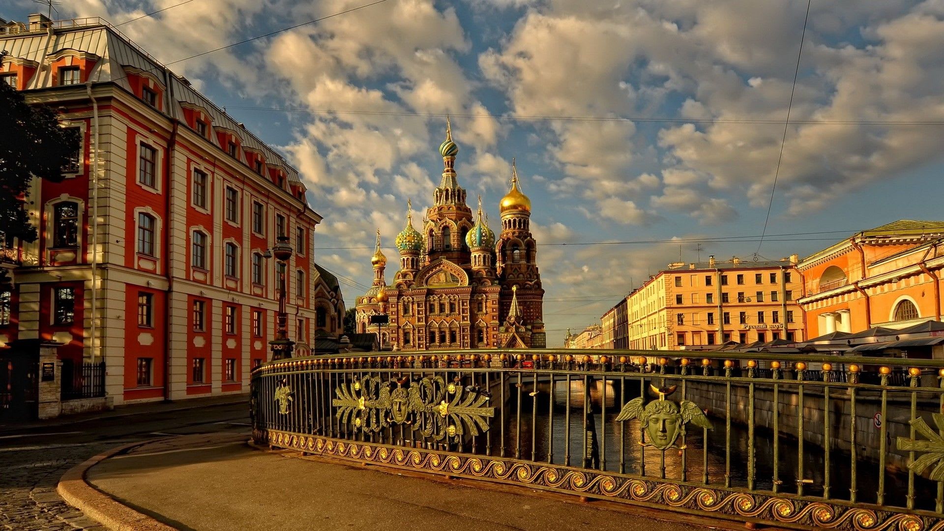 St. Petersburg https://res.cloudinary.com/duza9jnrs/images/w_640,h_480,c_scale/f_auto,q_auto/v1738238580/St.-Petersburg-1/St.-Petersburg-1.jpg?_i=AA