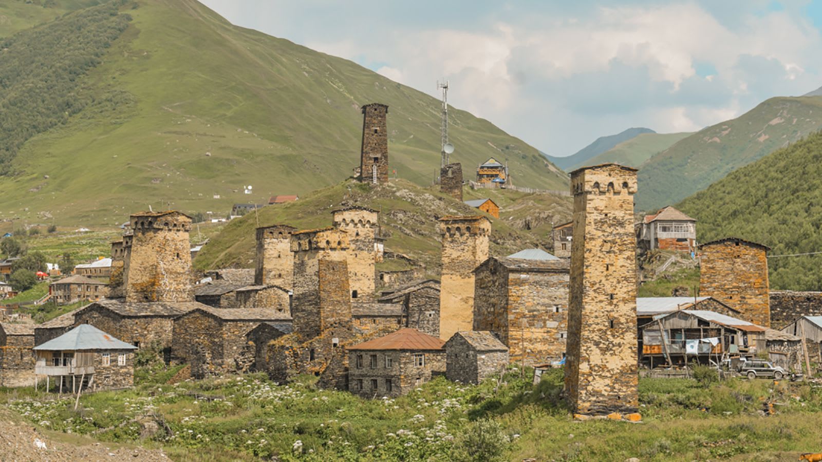 Svaneti https://res.cloudinary.com/duza9jnrs/images/w_640,h_480,c_scale/f_auto,q_auto/v1738238853/Svaneti-1/Svaneti-1.jpg?_i=AA
