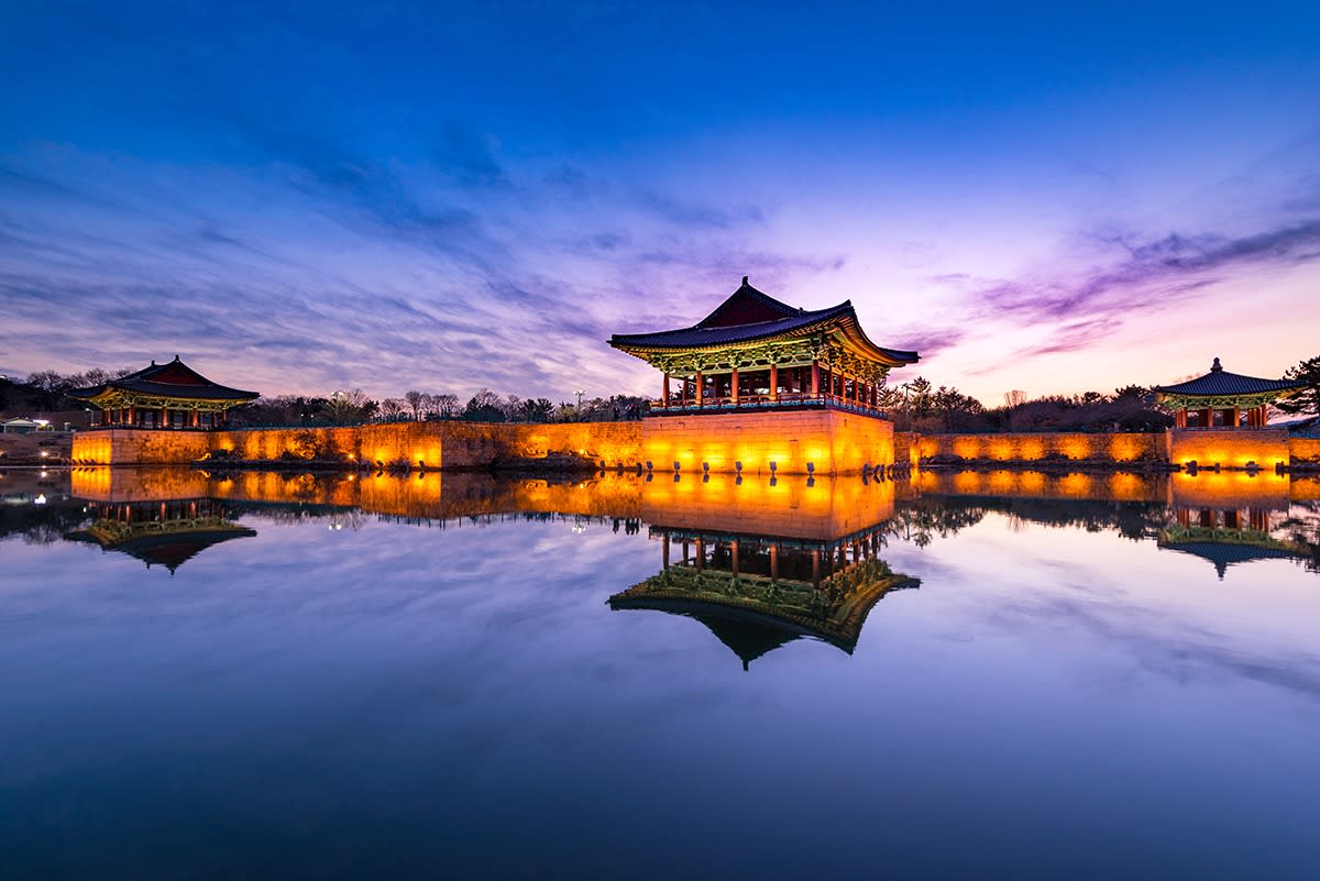 Beautiful,Sunset,View,At,Donggung,Palace,And,Wolji,Pond,In Beautiful Sunset view at Donggung Palace and Wolji Pond in Gyeongju South Korea.