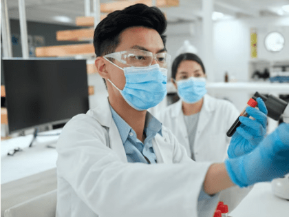 Группа крови помогает определить риск развития рака: можно посмотреть сейчас — список