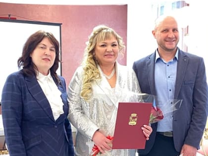 Двадцатипятилетний семейный юбилей отметили супруги Волковы Вячеслав Анатольевич и Елена Владимировна