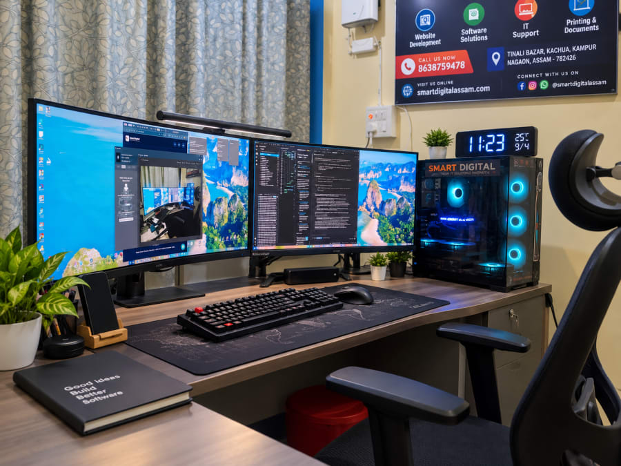 Smart Digital workspace — desk setup