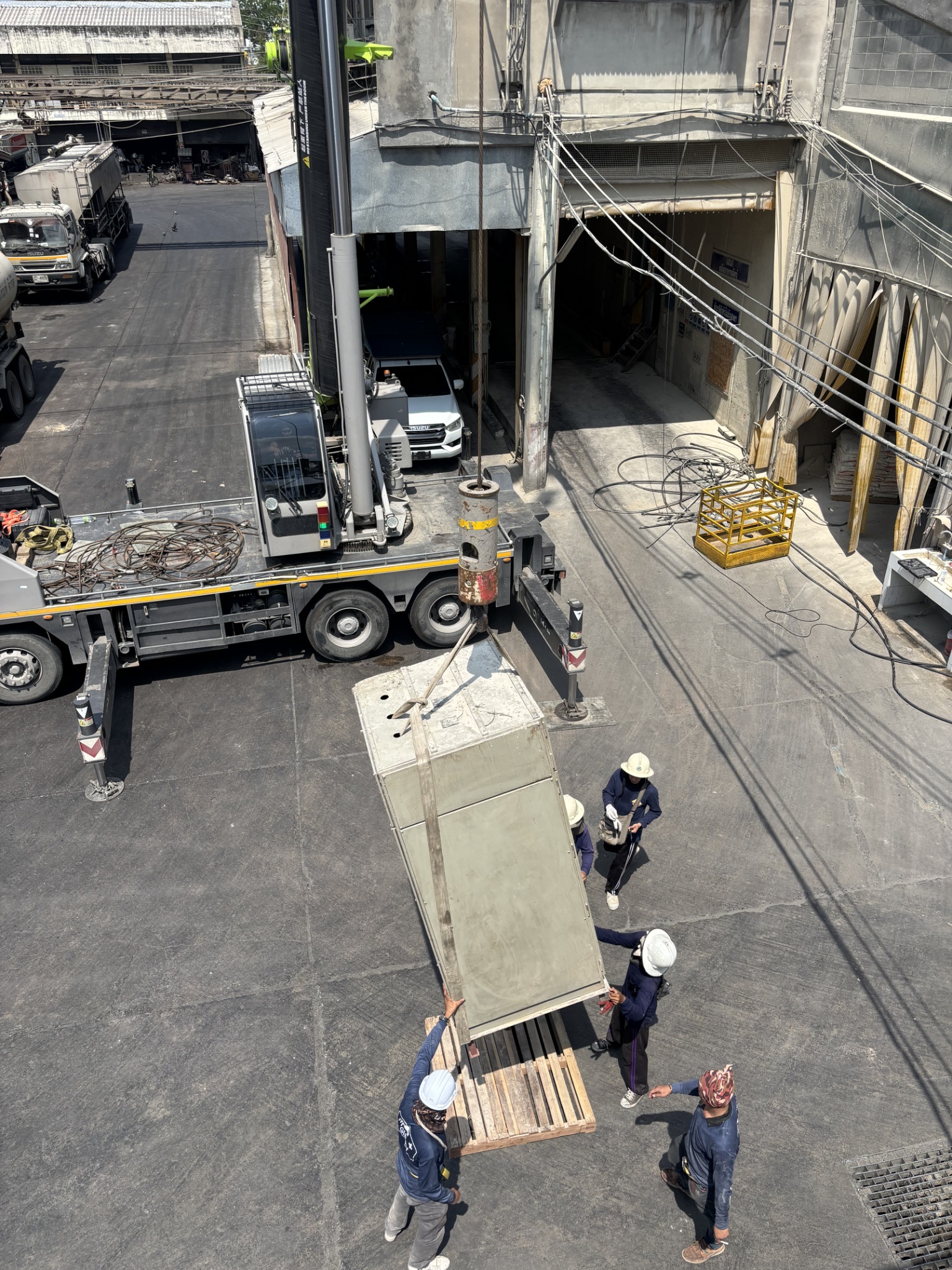 ซ่อมบำรุงหรือปรับปรุงระบบไฟฟ้า (Electrical Maintenance Installation)