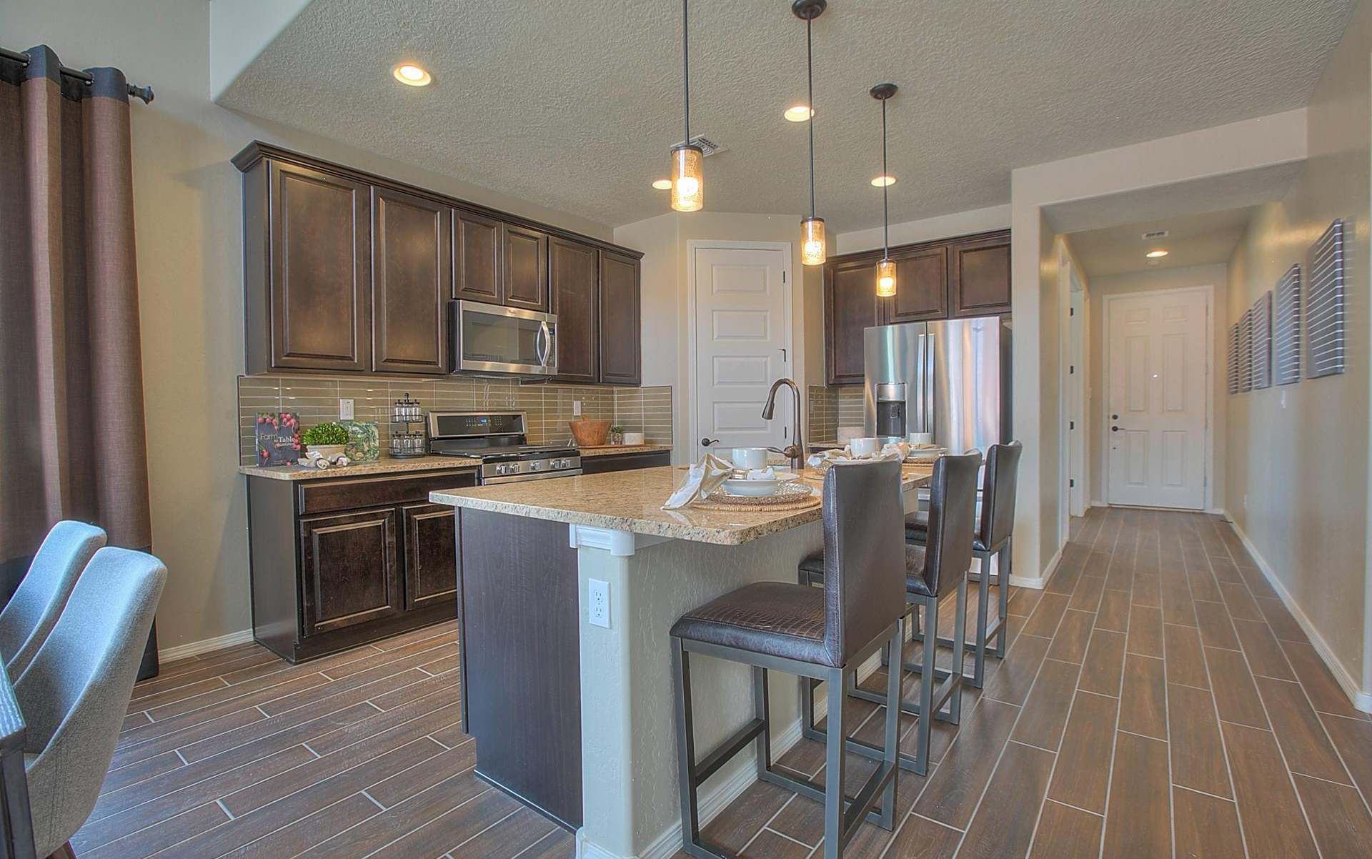 Broadmoor Heights Apex