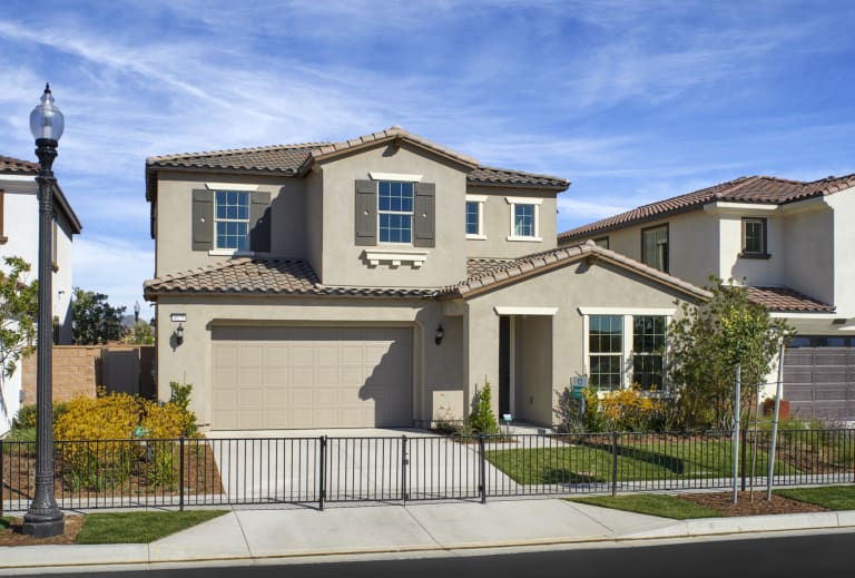 Pinewood In Ontario Ca At Aurora At Park Place Pulte