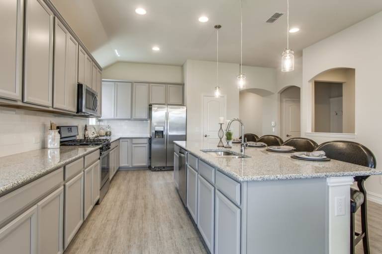 Design Inspiration A Gorgeous Modern Pulte Kitchen Featuring Black And Grays Pulte Homes Kitchen Design