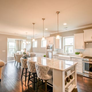 Abbeyville Kitchen with Island
