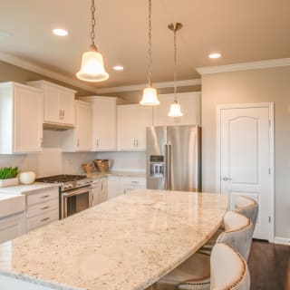 Abbeyville Kitchen with Island
