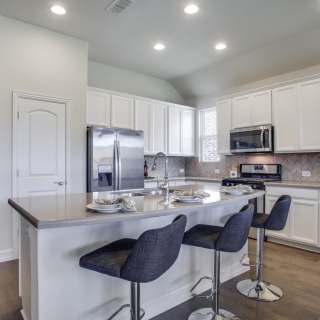 Large Kitchen with Island