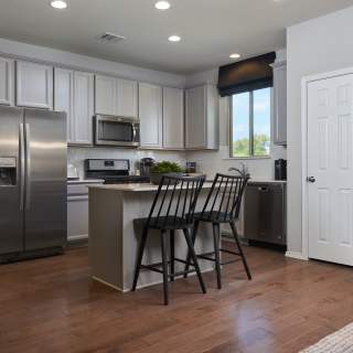Spacious eat-in kitchen