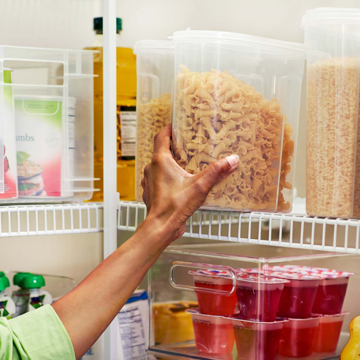 June 2016 Centex Photo Shoot - Highland Creek Preserve, Raleigh, 1240 x 1240 Square Crop, storagesolut_648_mompantrycontainer_025f_1240x1240.jpg