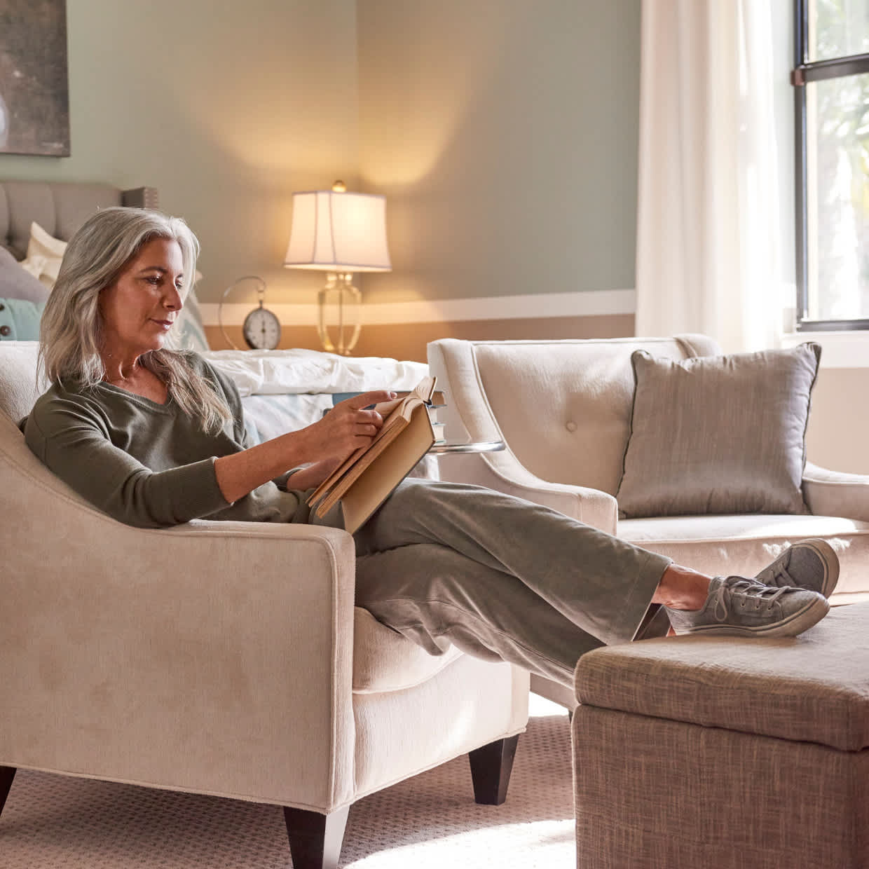 R-Del Webb-Reading_0838.jpg Cropped 1240x1240.jpg