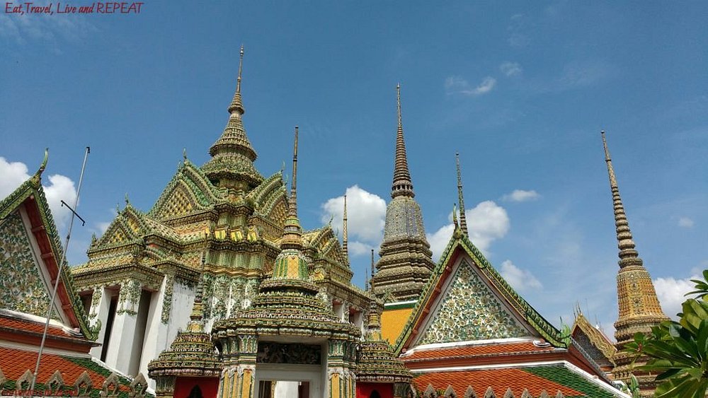 Wat Phra Chetuphon (Wat Pho — Temple of the Reclining Buddha)