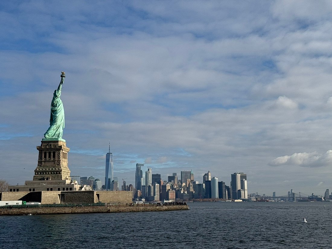 Statue of Liberty & Ellis Island — Official Ferry (opt. Pedestal/Crown)