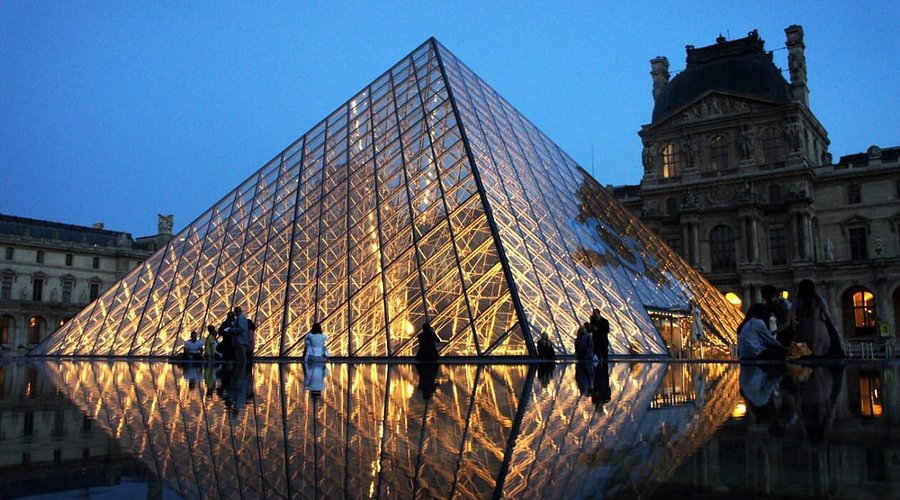 Louvre Museum