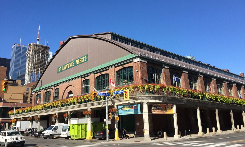 St. Lawrence Market, Toronto — South Market Food Hall + Saturday Farmers’ Market (North) + Sunday Antique Market