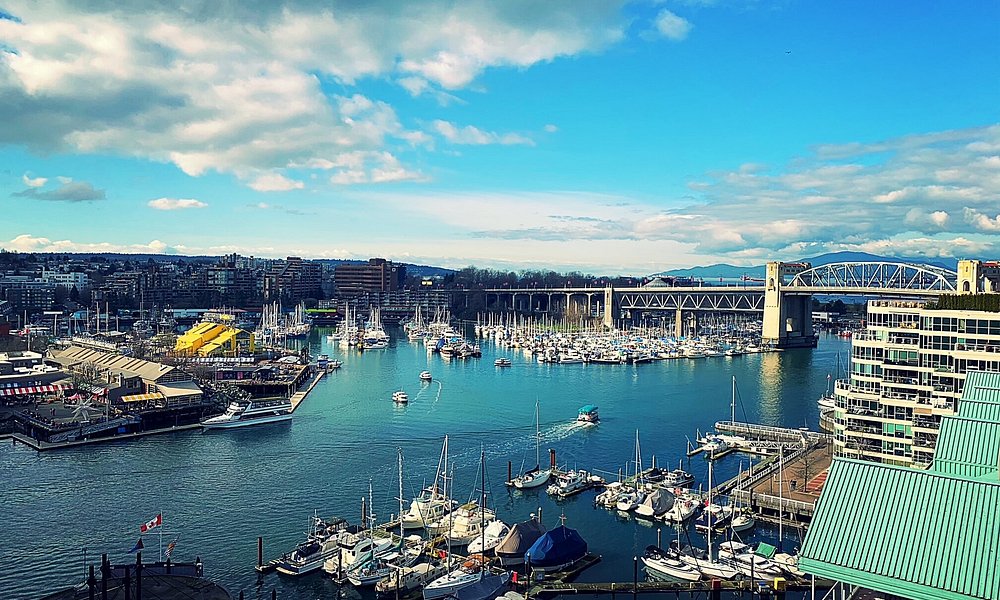 Granville Island, Vancouver — Public Market, Artisan Shops & Waterfront Walks (Paid Parking 9AM—10PM)