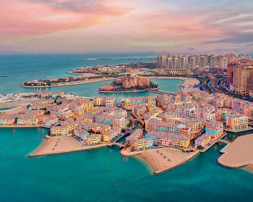 The Pearl-Qatar (Doha) — Man-Made Island Marinas, Promenades + Dining & Shopping Districts (Free Entry)