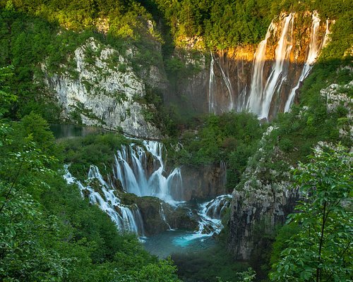 Plitvice Lakes National Park (Nacionalni park Plitvička jezera) — UNESCO Lakes & Waterfalls Boardwalk Trails + Electric Boat & Panoramic Train (Ticketed Entry)