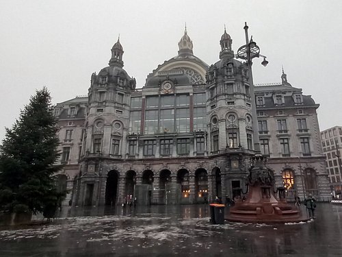 Antwerpen-Centraal (Antwerp) — “Railway Cathedral” Station Hall + Iconic Architecture Photo Stop (Free Entry; Main Hall Hours)
