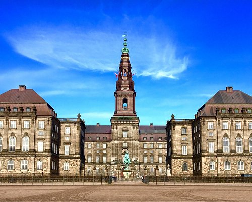 Christiansborg Slot (Copenhagen) — Royal Reception Rooms + Ruins + Royal Kitchen + Stables (Palace Ticket; Timed Entry)
