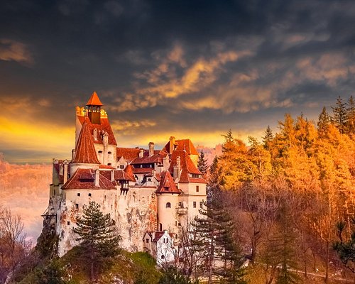 Bran Castle (Dracula's Castle) — Medieval Fortress Museum Visit + Courtyards & Exhibits (Ticketed Entry; Seasonal Hours)