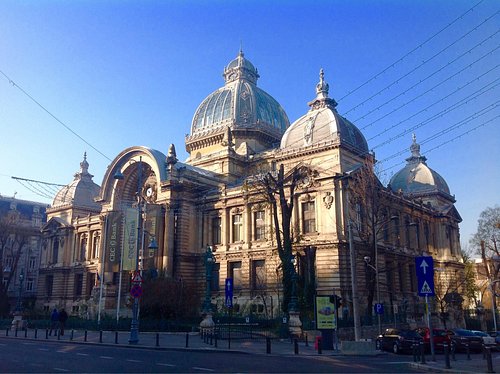 Bucharest Old Town (Centrul Vechi / Lipscani) — Pedestrian Historic Quarter Walk: Cobblestone Streets, Courtyards, Churches & Nightlife (Free Public Area)