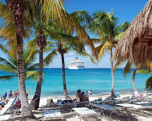 Catalina Island (Isla Catalina, near La Romana) — Snorkeling/Diving Day Trip: White-Sand Beach + Calm Water Swim (Public Beach; Boat Tours Separate)