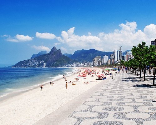 Ipanema Beach (Rio) — Famous “Posto 9” Scene + 2km Shoreline Walk (Free Public Access)
