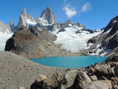 Cerro Fitz Roy (El Chaltén) — Laguna de los Tres Trek via Fitz Roy Trail (Los Glaciares NP Zona Norte) (Ticketed Park Entry)