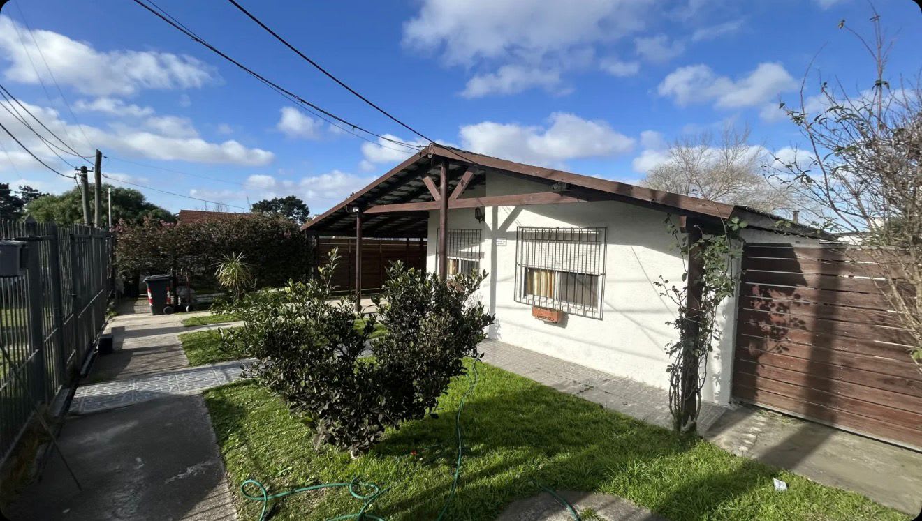 Casa en alquiler en Ciudad de la Costa — foto 1