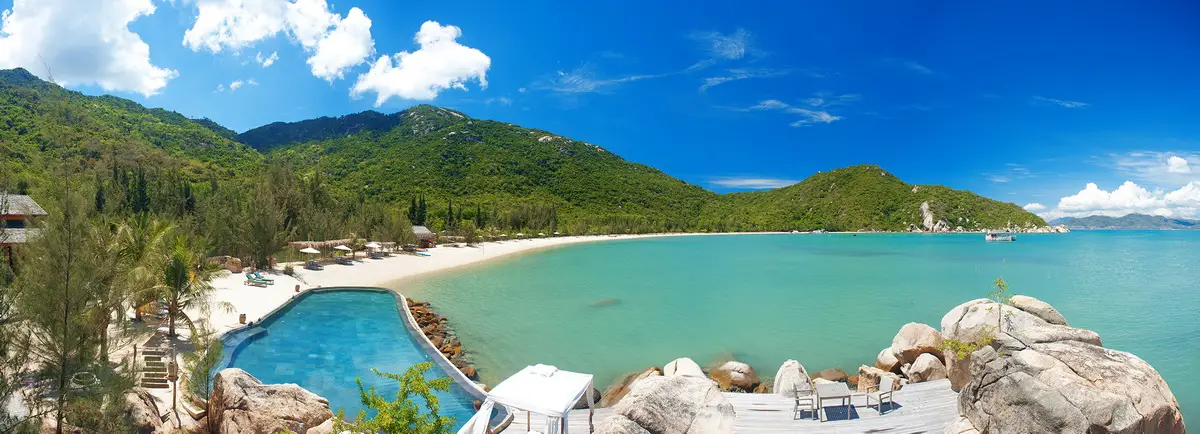 So sánh Nha Trang và Phú Quốc với những địa điểm du lịch, ăn chơi giải trí, trải nghiệm