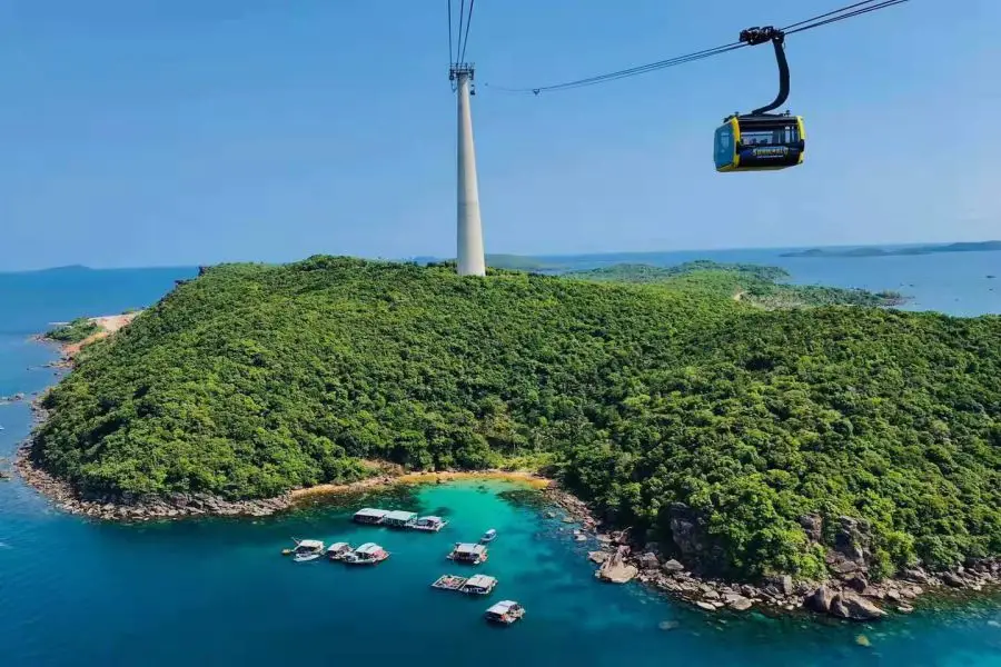 So sánh Nha Trang và Phú Quốc với những địa điểm du lịch, ăn chơi giải trí, trải nghiệm