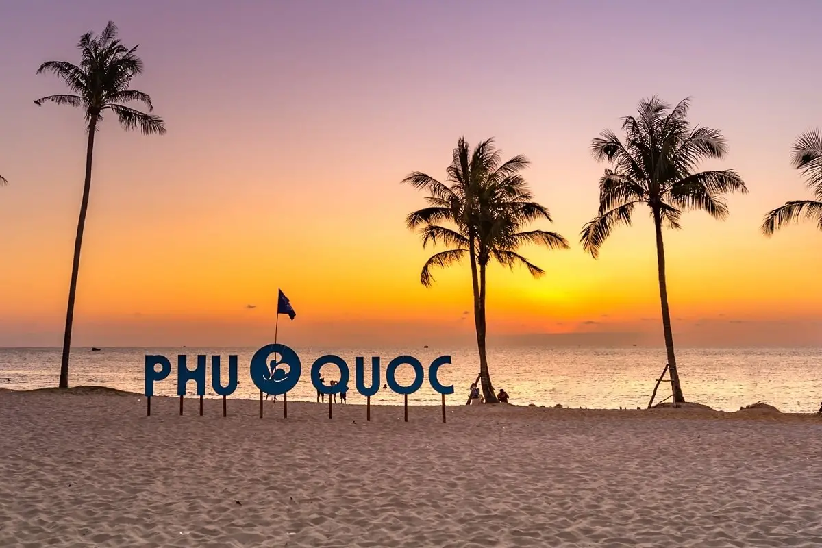 So sánh Nha Trang và Phú Quốc với những địa điểm du lịch, ăn chơi giải trí, trải nghiệm