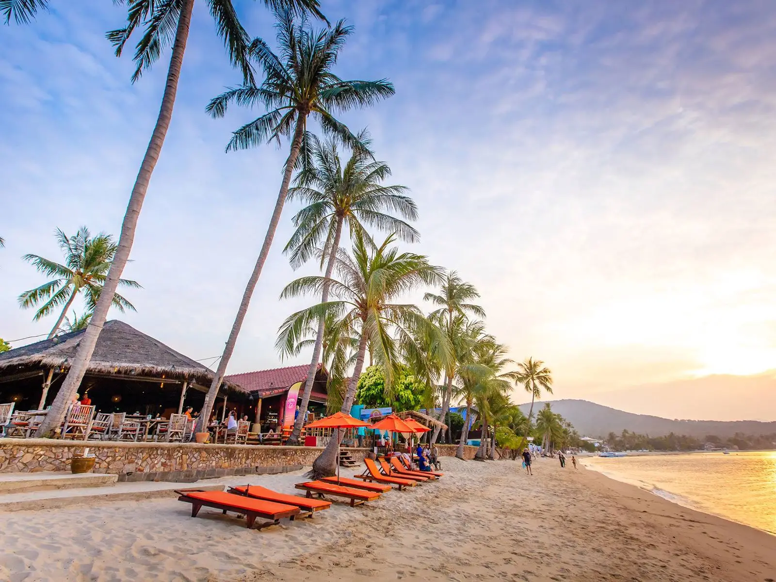 So sánh chi tiết tất tần tật về du lịch Thái Lan so với du lịch Singapore, bạn cho đất nước nào cho chuyến đi tiếp theo của bạn