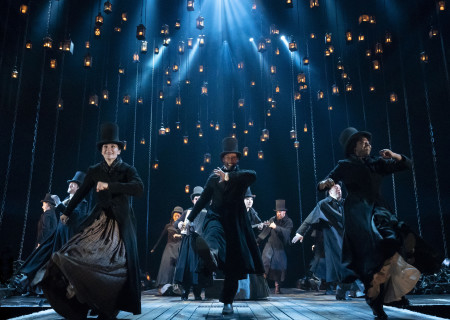 The 2021 touring company of "A Christmas Carol" playing at Center Theatre Group/Ahmanson Theatre November 30, 2021 to January 1, 2022.<br />
Photo credit: Joan Marcus