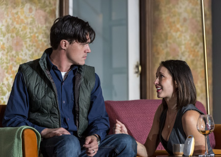 L-R: Finn Wittrock and Anna Camp in the U.S. premiere of “2:22 - A Ghost Story” at Center Theatre Group / Ahmanson Theatre October 29 through December 4, 2022.<br />
Photo by Craig Schwartz Photography