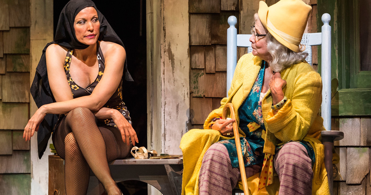 The Gay Icons Of Grey Gardens Center Theatre Group