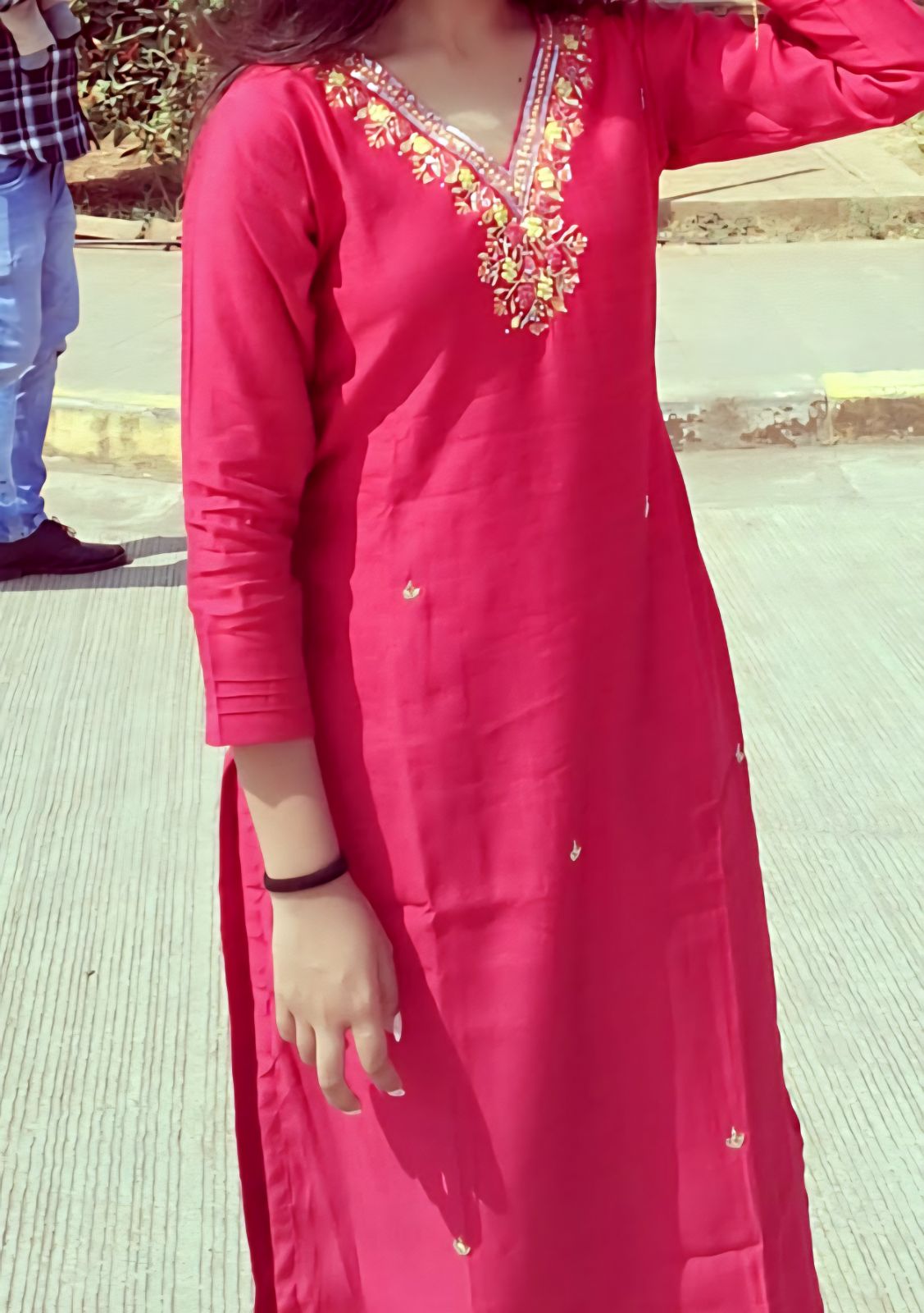 Traditional V neck Kurti set - Image 2